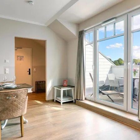 Apartment Baltischer Hof 64 *